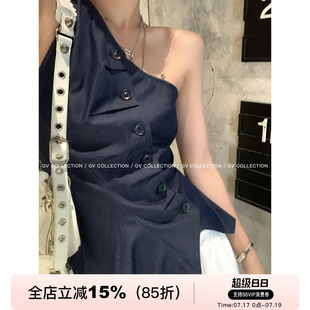 GV大白哥 权利高智 轻氧牛仔色斜肩纽扣褶皱露肩上衣设计感女夏