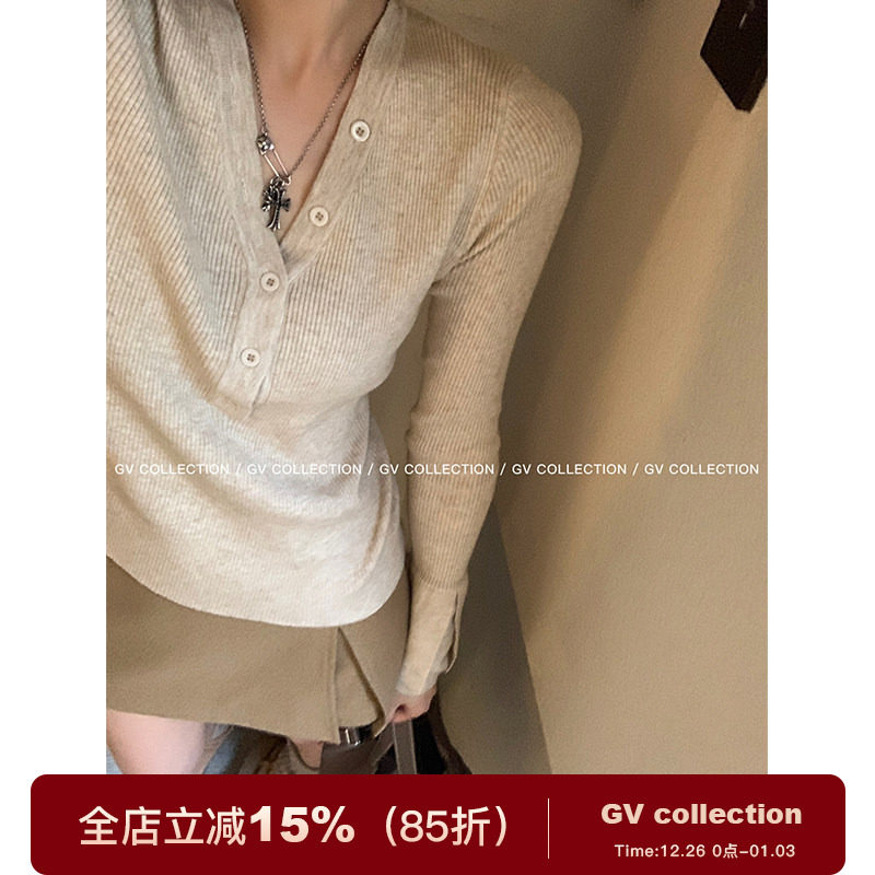 GV大白哥 百搭随性调 基础款半开v领纽扣修身小衫打底上衣女