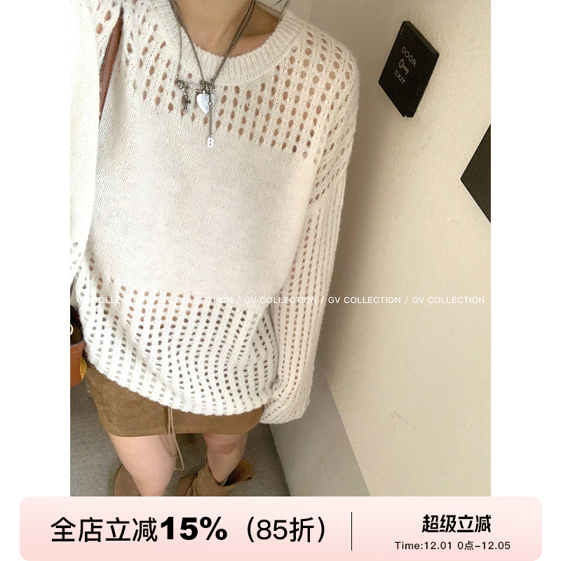 清透早秋圆领设计感镂空毛衣