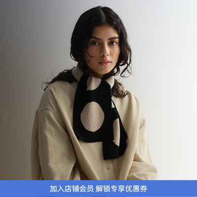 JO GORDON Small Spot Scarf 羊羔毛黑白圆点围巾