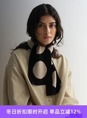 JO GORDON Small Spot Scarf 羊羔毛黑白圆点围巾