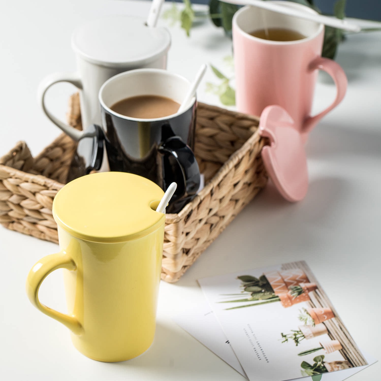 创意陶瓷马克杯咖啡杯简约情侣杯带盖带勺水杯家用茶杯啤酒杯保温