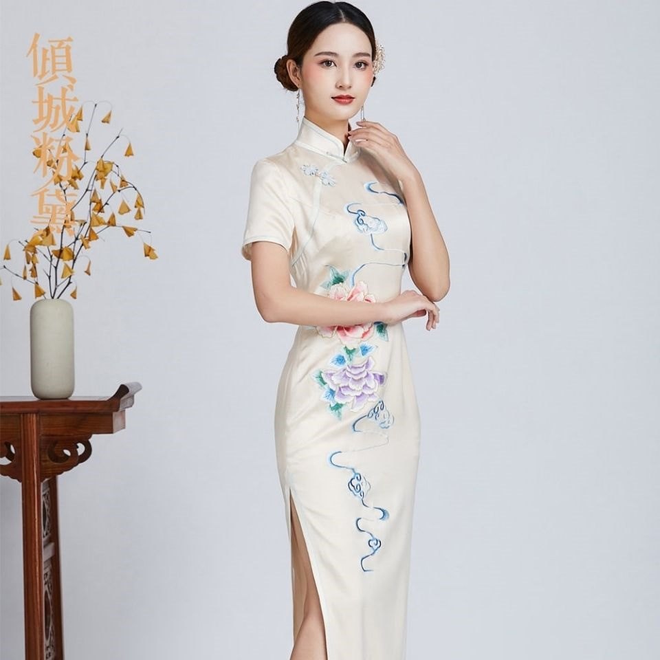 倾城粉黛真丝新款绣花优雅端庄素雅长款日常宴会礼服高端名牌旗袍