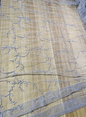 D093软糯浅灰色半枝丫网纱刺绣布料 裙装服饰辅料按米一米