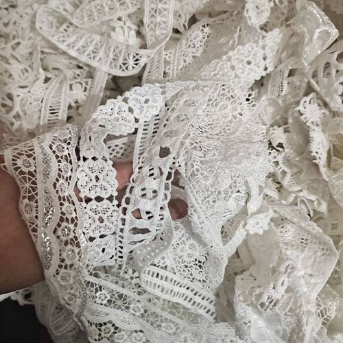 白色宫廷精致牛奶丝镂空水溶花边 服饰辅料裙装芭比发饰称斤一斤