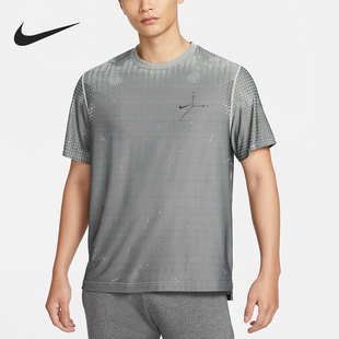 Nike/耐克正品新款男士针织透气休闲圆领短袖T恤FN2972-034