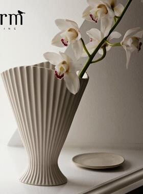 fermLIVING北欧陶瓷花瓶