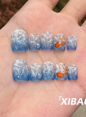 短款穿戴甲2025新款高级感蓝色显白穿戴款美甲纯手工定制指甲贴片