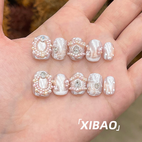 独特绝美穿戴甲2026新款超火重工穿戴美甲短款高级感手工指甲贴片