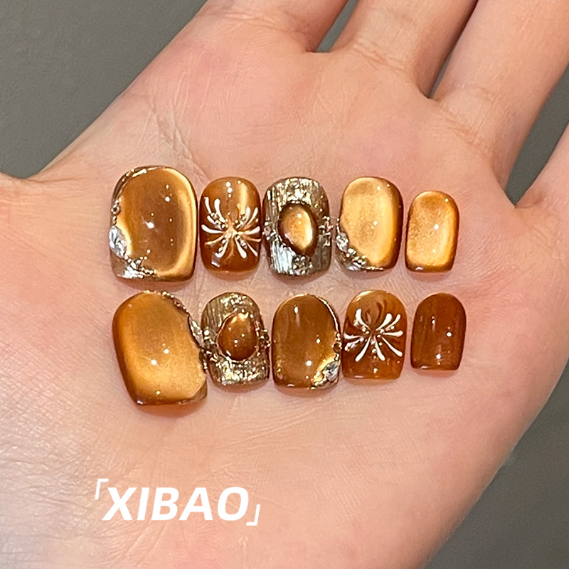 金色猫眼穿戴甲短款春夏高级感爆款穿戴美甲2025新款手工指甲贴片