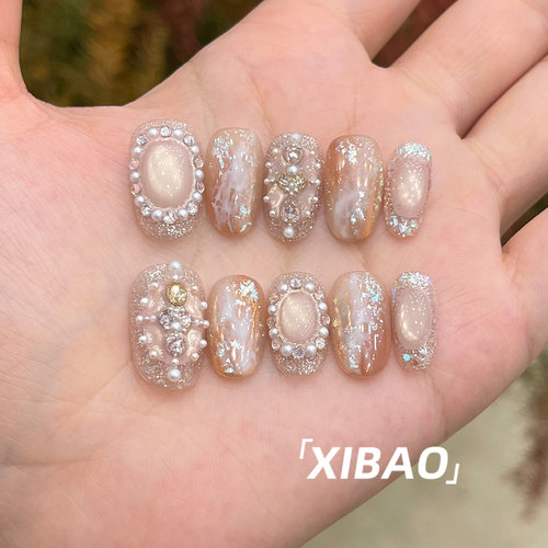 猫眼穿戴甲轻奢高级感绝美手工穿戴美甲2026新款显白短款指甲贴片