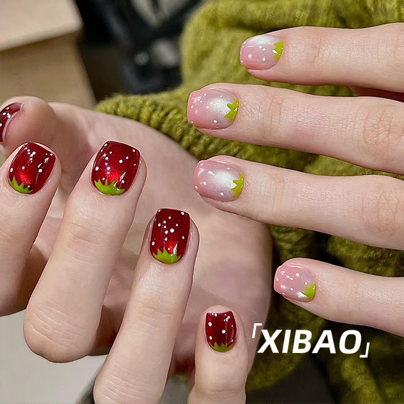 红色猫眼穿戴甲短款高质量纯手工春日美甲2025新款穿戴式指甲贴片