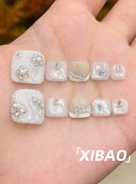 白色脚穿戴甲2026新款超火手工显白穿戴美甲高级感夏日脚趾甲贴片