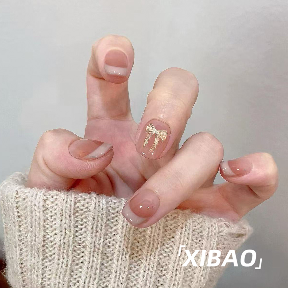 裸色穿戴甲短款纯手工法式显白穿戴款美甲2025新款高级感指甲贴片