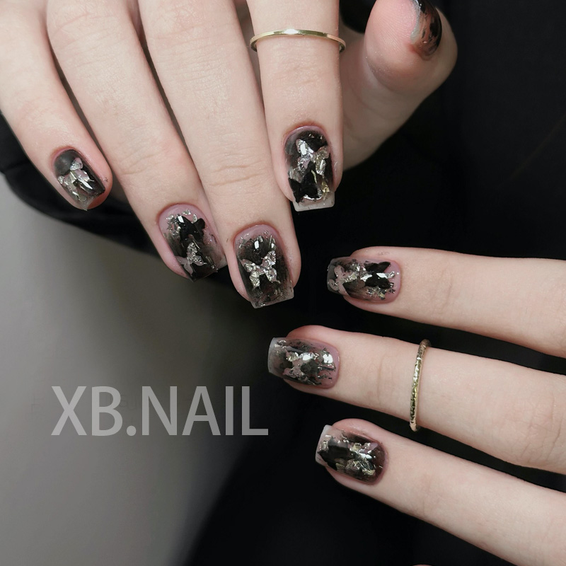 黑色穿戴甲短款春夏高级感富家千金穿戴美甲爆款手工蝴蝶指甲贴片