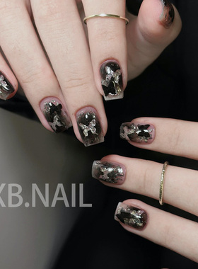 黑色穿戴甲短款春夏高级感富家千金穿戴美甲爆款手工蝴蝶指甲贴片