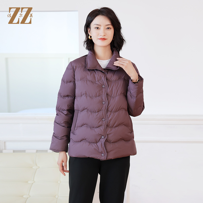 简约时尚波浪纹短款羽绒服