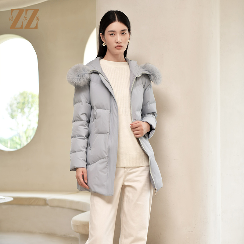 气质纯色90白鸭绒狐毛领羽绒服