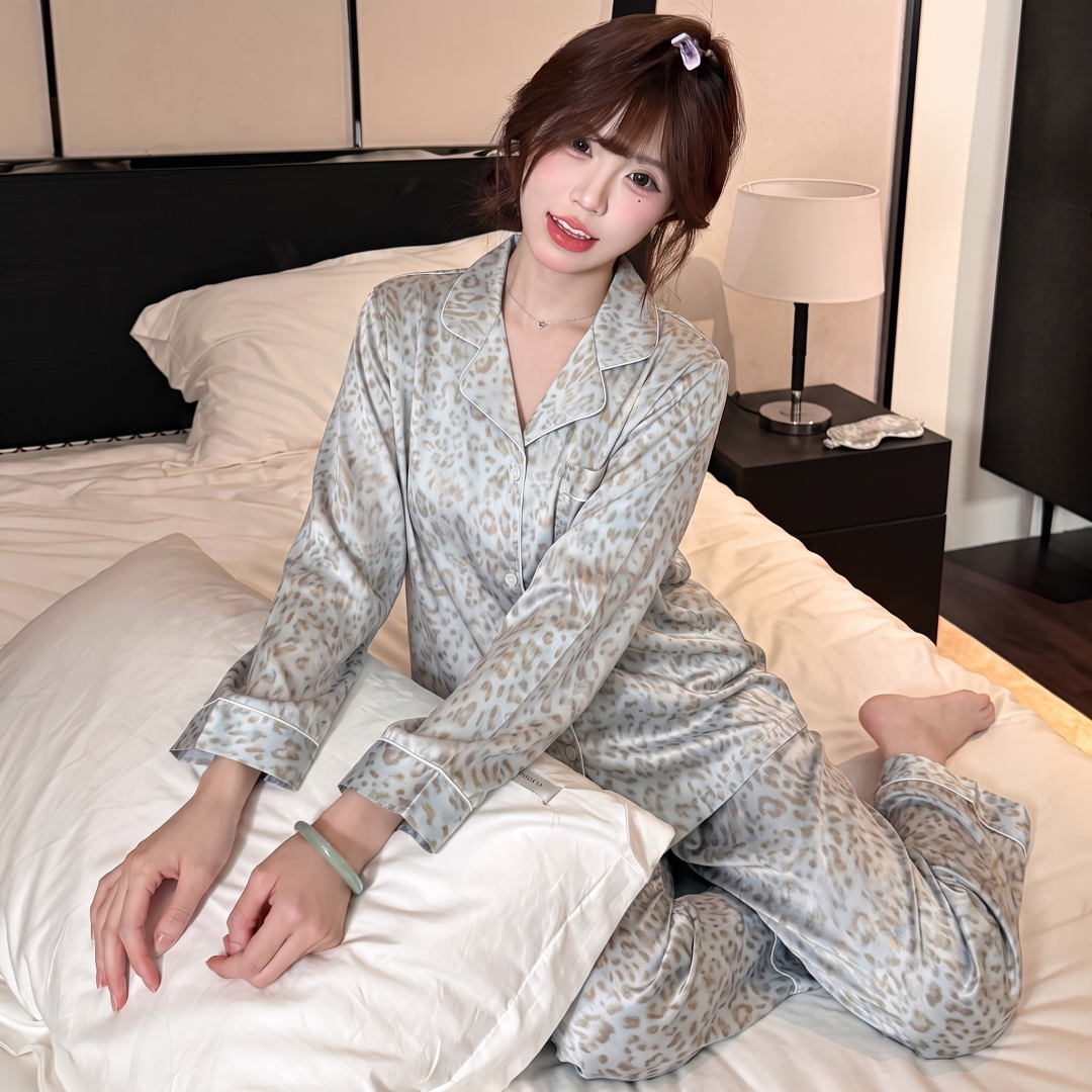 大码慵懒感豹纹睡衣女款春秋夏季2026新款冰丝长袖宽松家居服套装