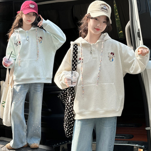 女童春秋卫衣套装2026新款韩版休闲连帽衫牛仔裤中大童炸街两件套