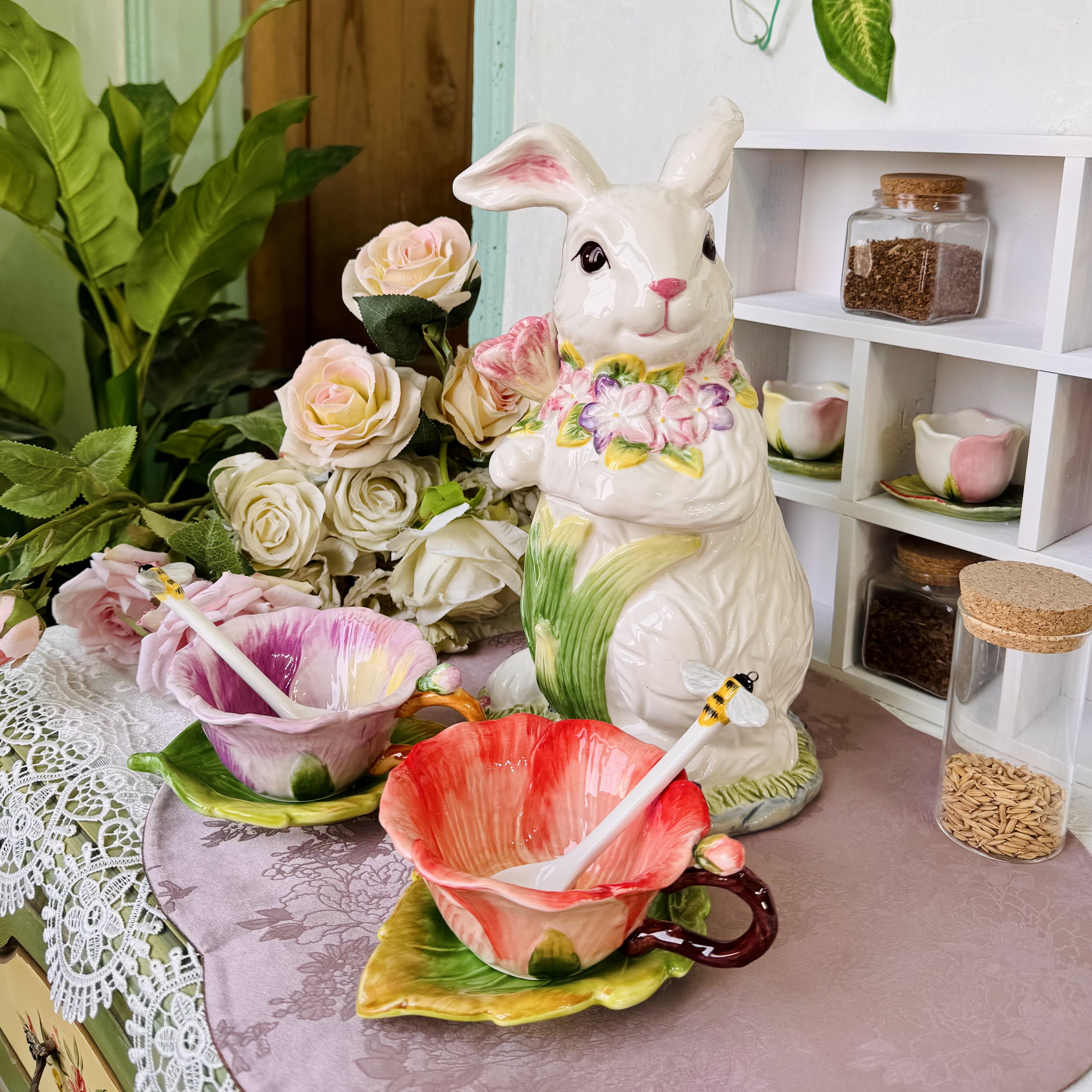 方亚釉下彩郁金香兔陶瓷糖果罐咖啡杯Easter Bunny Cup & saucer