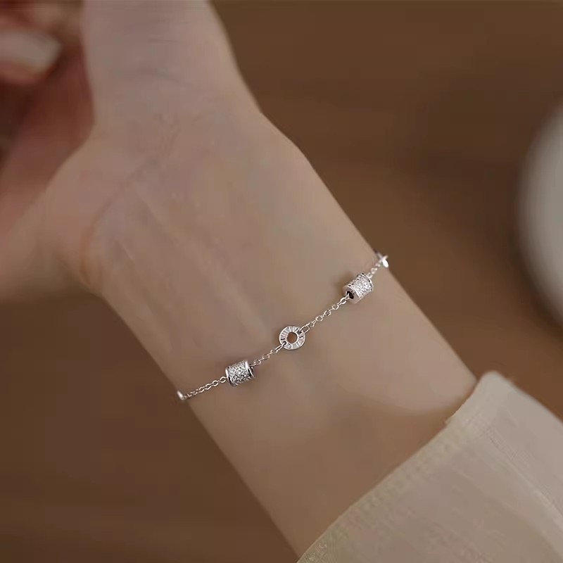 925银小蛮腰手链女设计感轻奢精致百搭手饰生日礼物送女友