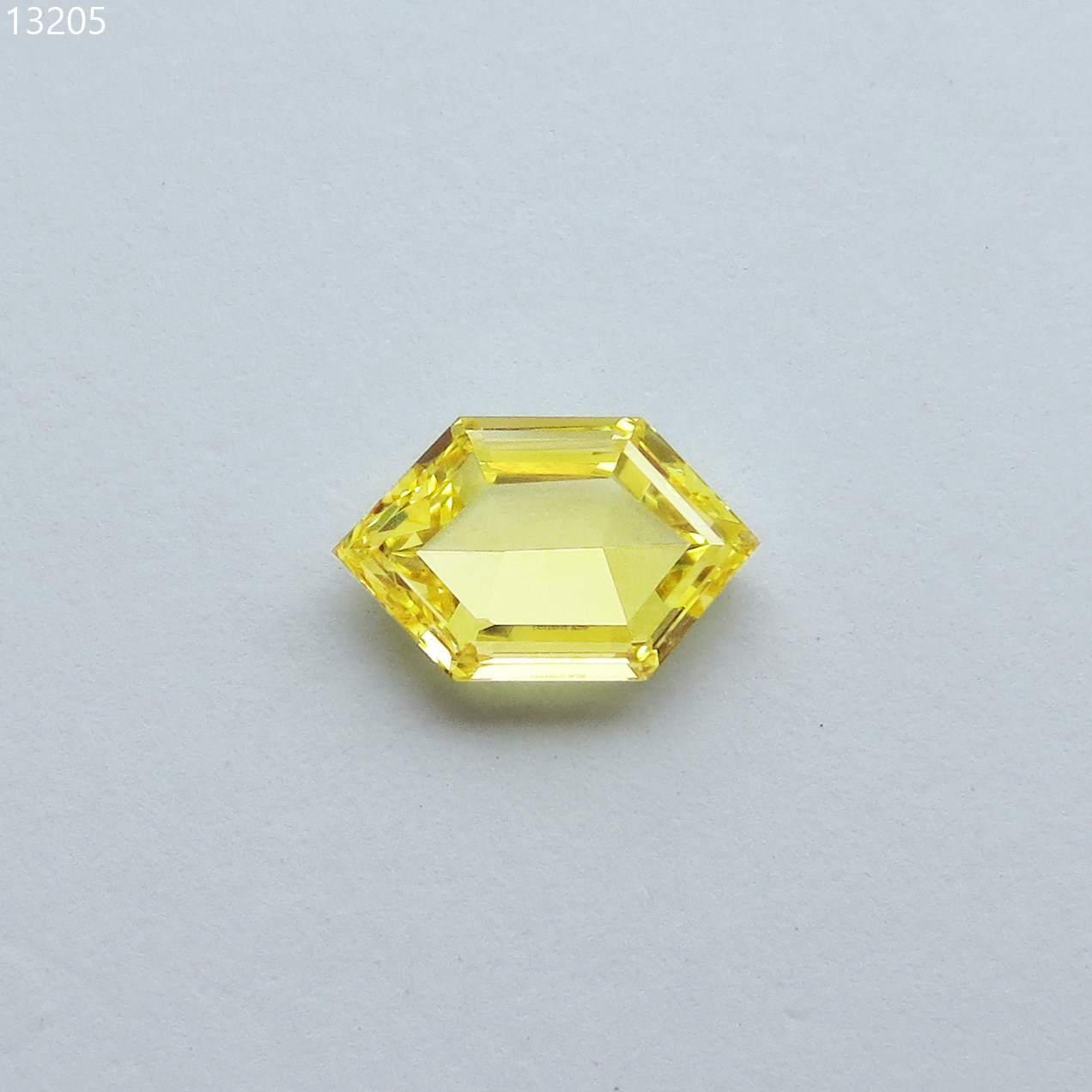 1 FIY VS2 六边形浓彩黄 异形钻 特殊切割 GIA