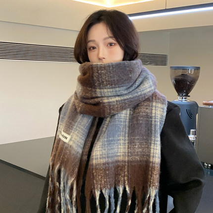 韩系氛围感蓝色格子围巾女秋冬季2024新款高级感围脖加厚保暖学生