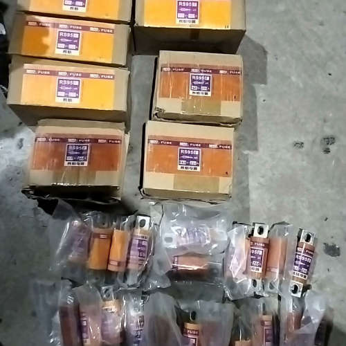 议价-全新原装茗熔电器RS95F，660V200A实物如图有85个