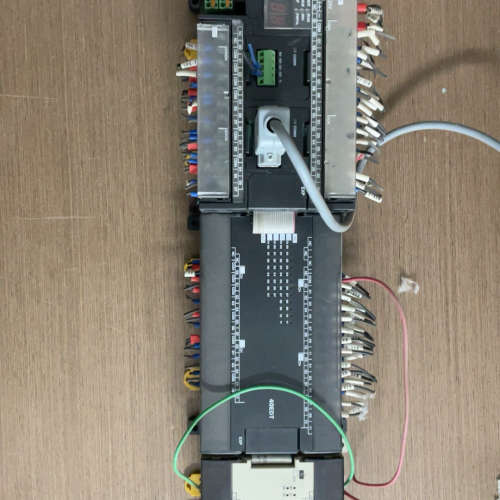 议价-欧姆龙CP1H-XA40DT-D-BN。带40EDT模块一只