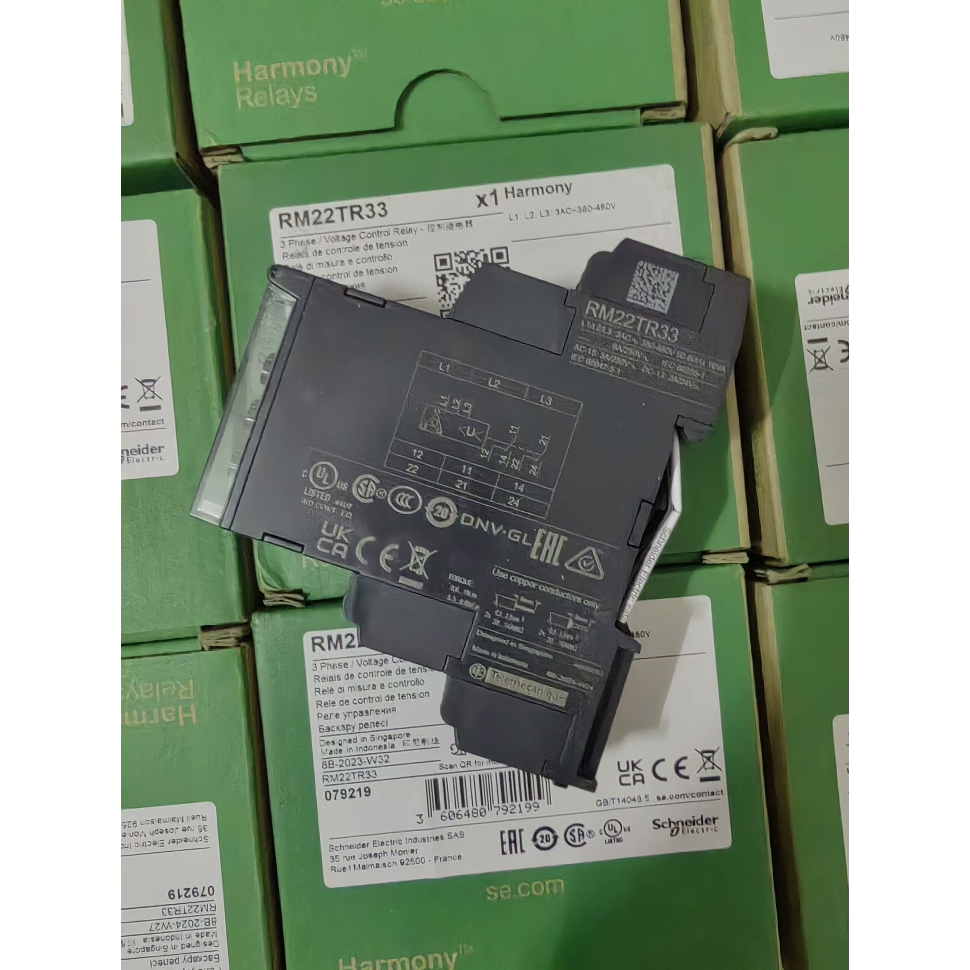 (议价)施耐德RM22TR33 控制继电器 全新原装正品剩余5个询价