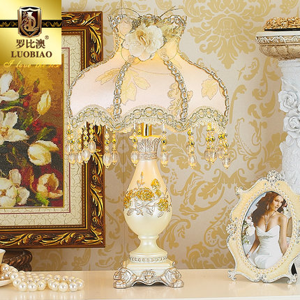 欧式台灯床头台灯卧室奢华复古蕾丝田园台灯公主客厅温馨婚庆结婚