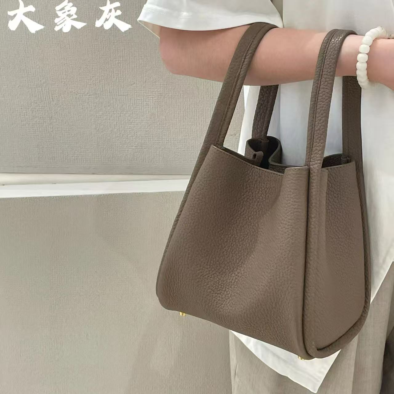 一号童品社  2306#菜篮子手提水桶包  【D78】