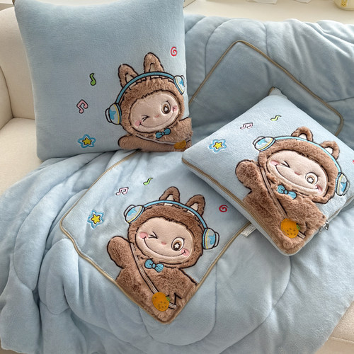 牛奶绒卡通抱枕被子两用加厚