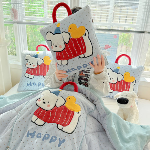 【小红书推荐】牛奶绒手拎抱枕被