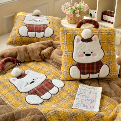 卡通抱枕被子两用加厚牛奶绒