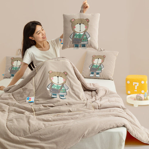 全棉色织手提抱枕被子两用纯棉被