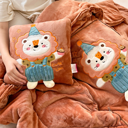 卡通抱枕被子两用办公室午睡