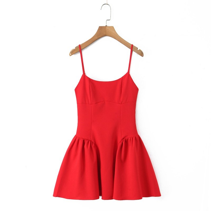 红色吊带收腰连衣裙 修身显瘦A字短裙 气质性感约会派对小礼服裙