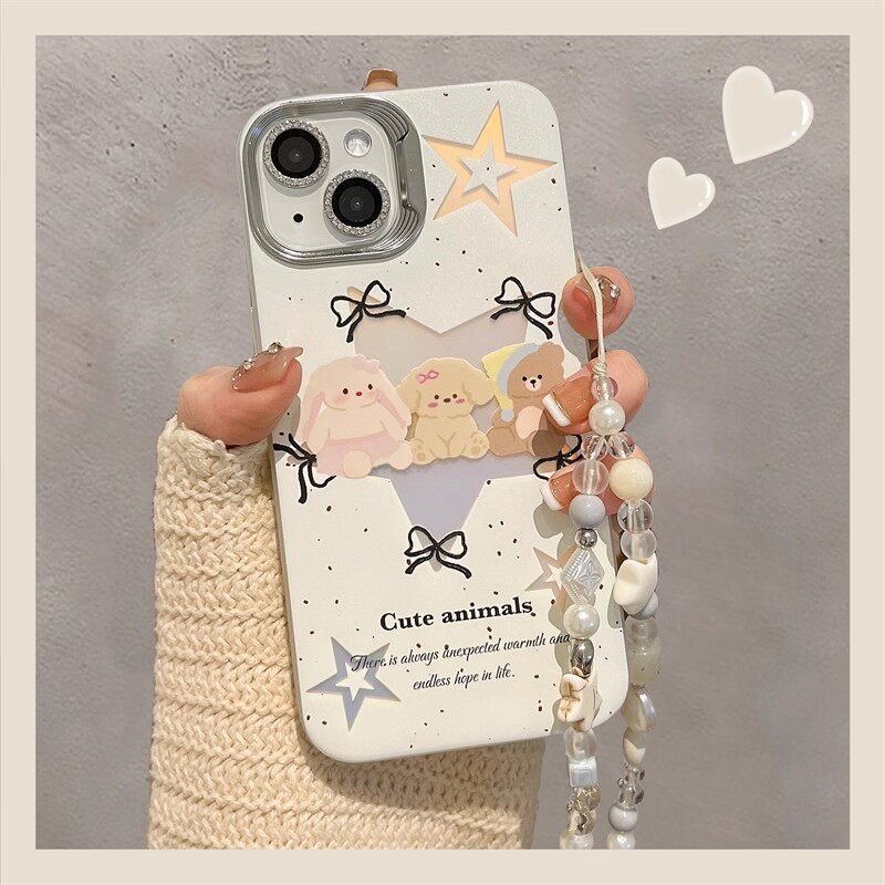 日本DEMIU适用苹果15promax手机壳iPhone14/16镂空镭射小熊兔子腕带链条挂绳15少女心狗狗14pm卡通新款