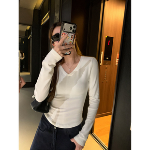 阿一云感锁温打底 超软糯慕斯绒v领修身上衣女秋冬长袖内搭针织衫