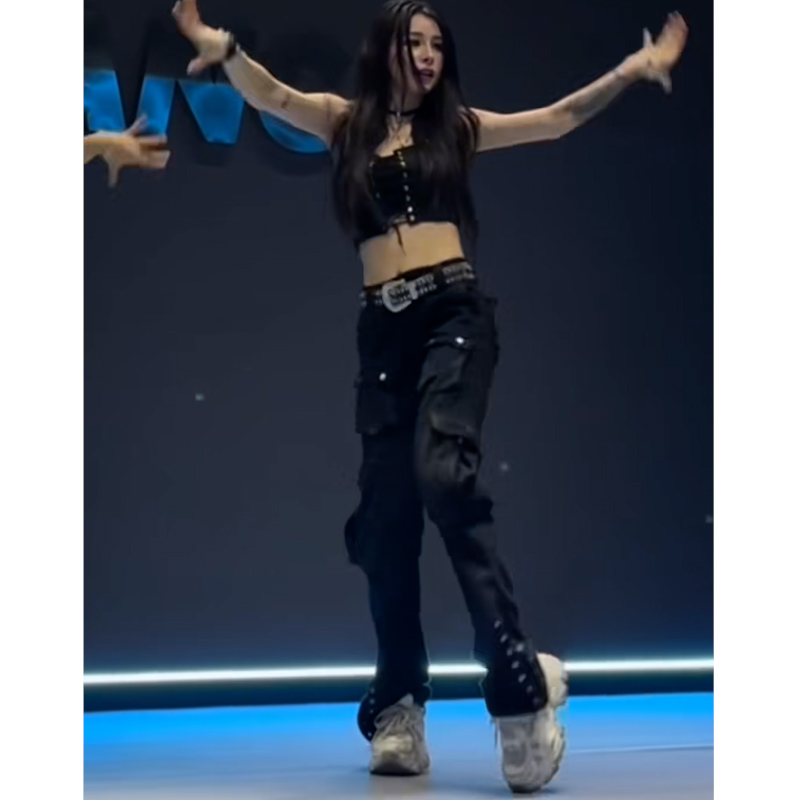 美式复古多口袋铆钉设计牛仔裤高街嘻哈休闲直筒微喇修身长裤子