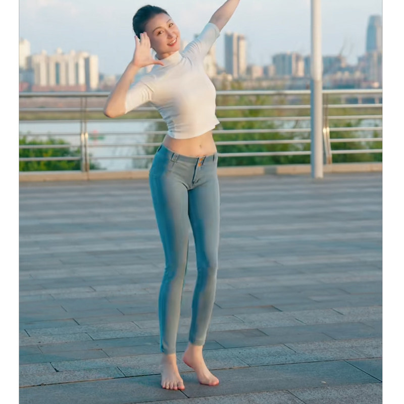 低腰牛仔裤铅笔裤常规款修身显瘦舒适百搭日常出行女士长裤