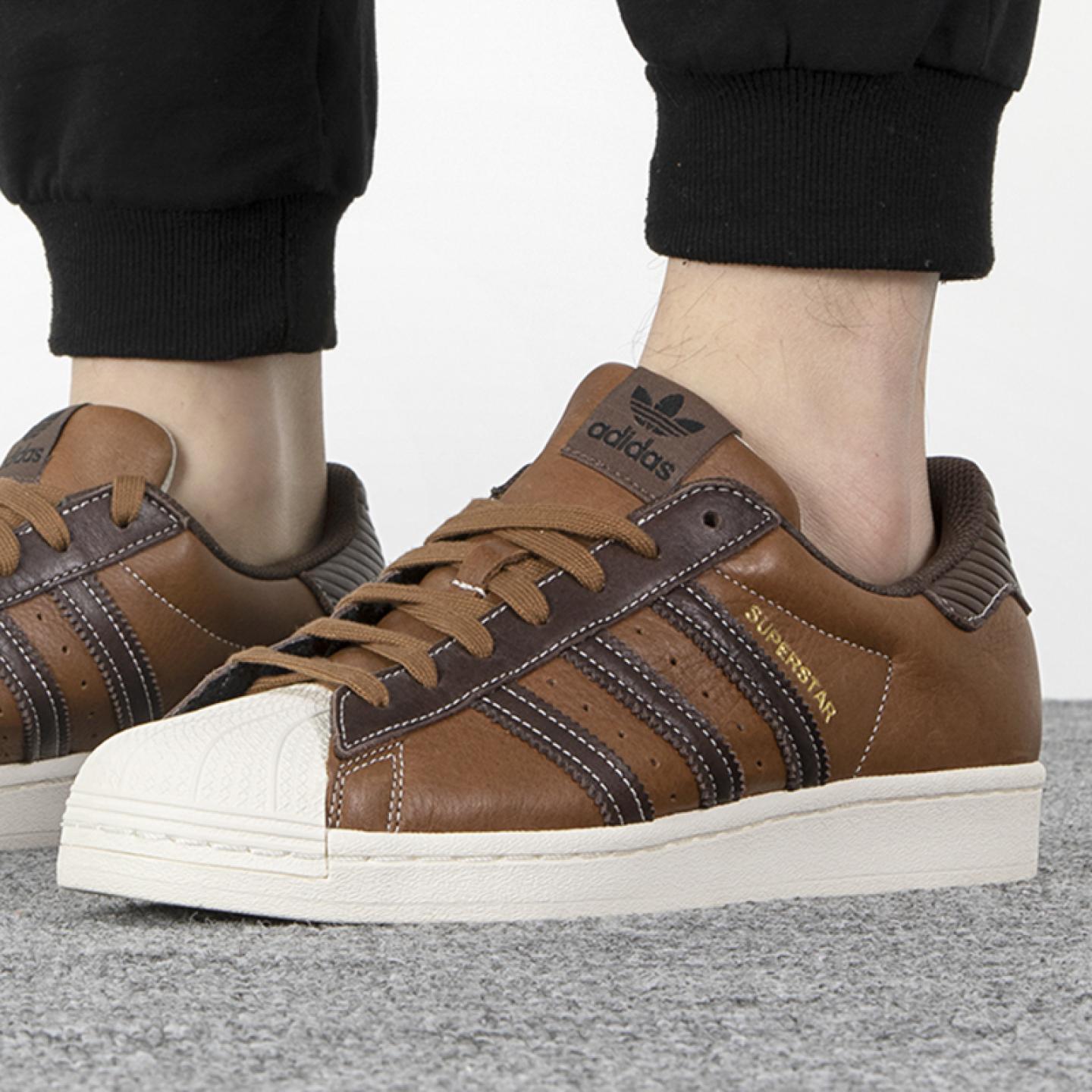 阿迪达斯三叶草男鞋2022秋季