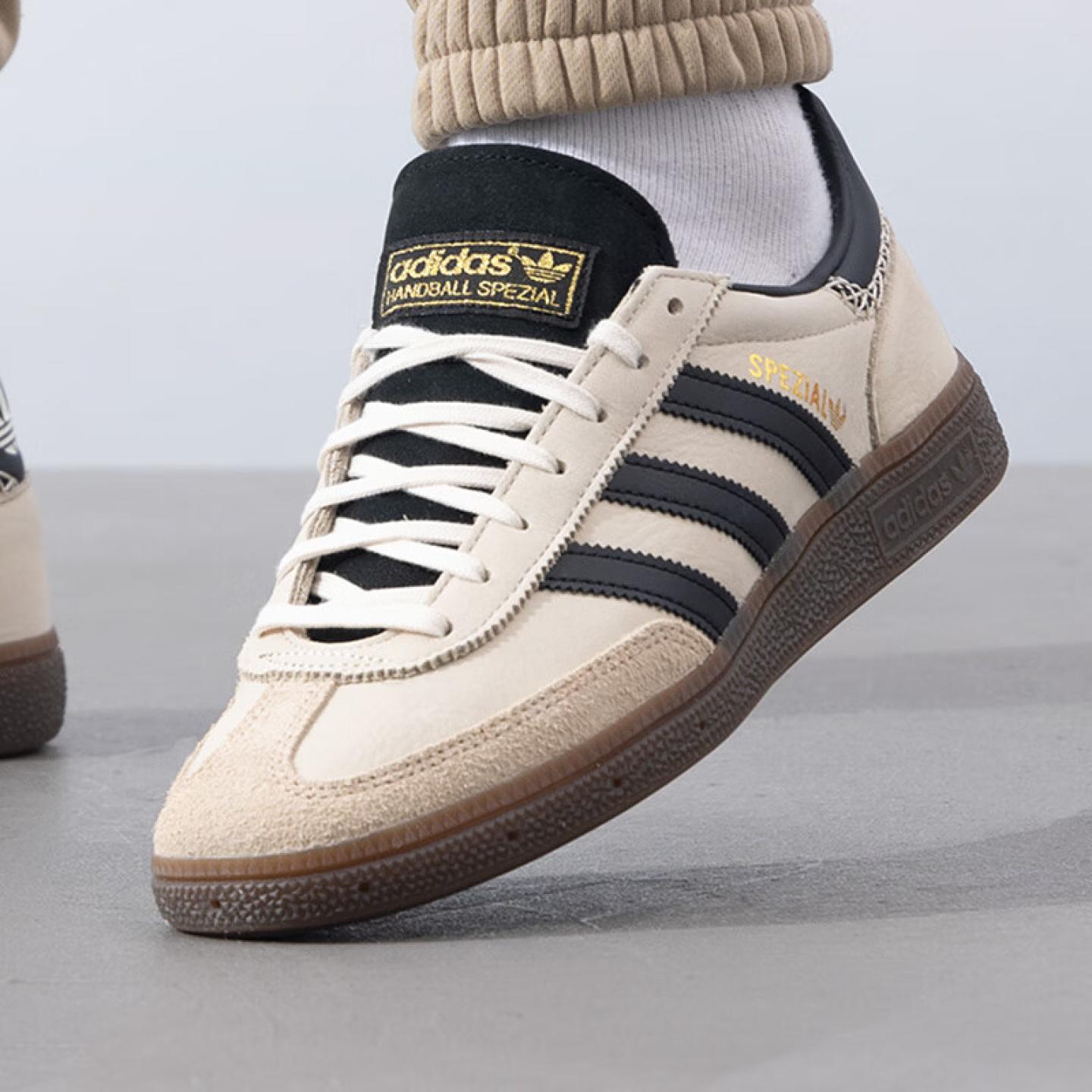 阿迪达斯三叶草男鞋女2025春