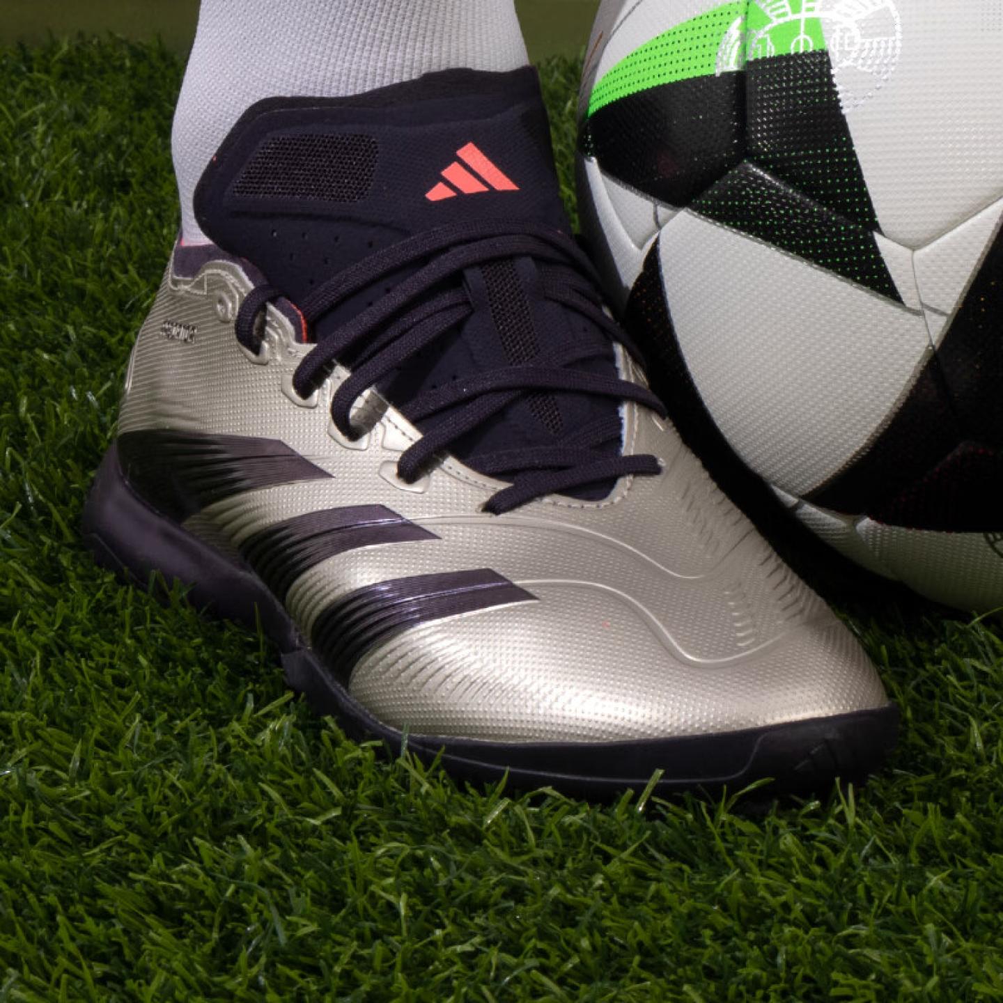 阿迪达斯男鞋女鞋2024足球鞋