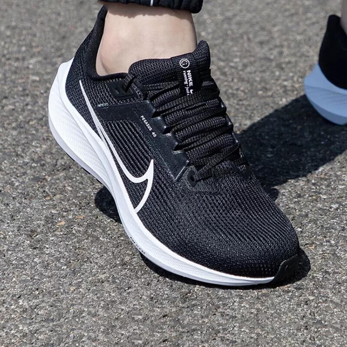 耐克NIKE跑步鞋男鞋飞马40气垫鞋PEGASUS 40运动鞋DV3853-001