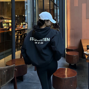 黑色棒球服外套女春秋新款韩版宽松休闲连帽冲锋上衣ins潮中长款