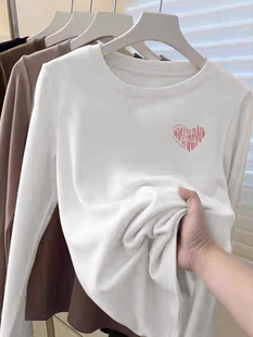 德绒白色长袖t恤女秋冬季2024新款圆领加厚加绒保暖宽松短款上衣