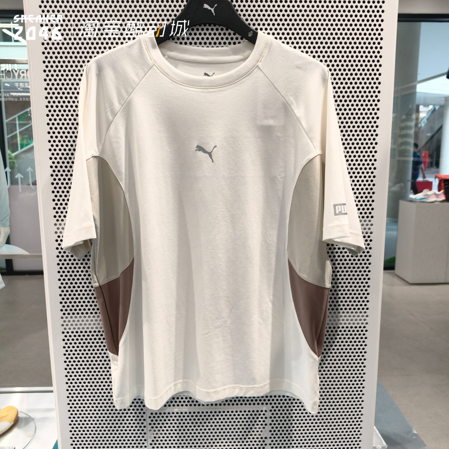 凉感撞色混纺宽松训练运动休闲短图片